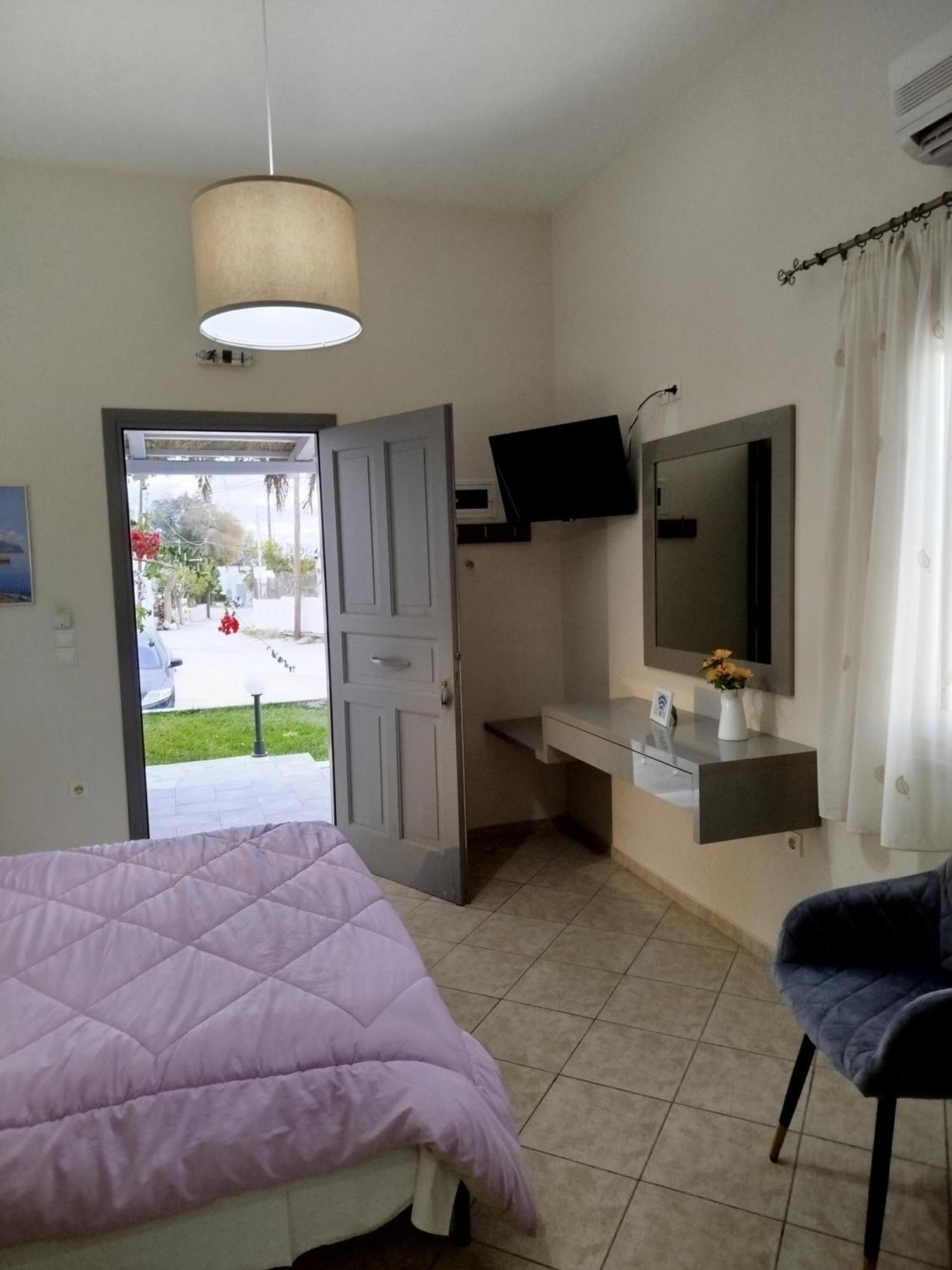 סקירוס Eleana Studios מראה חיצוני תמונה
